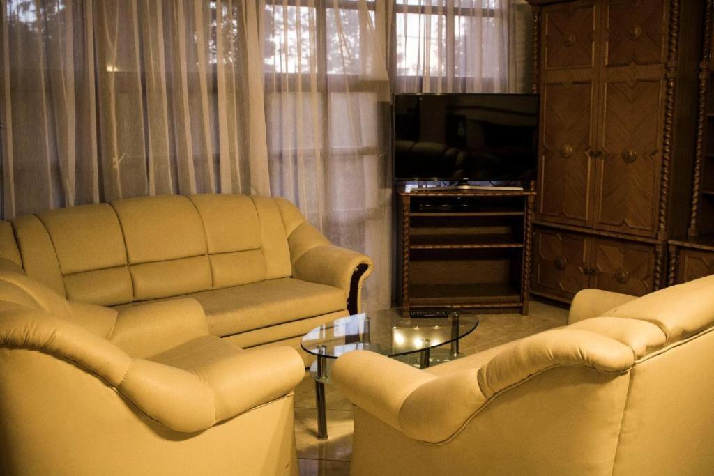 Brassoi Vendeghaz Hotel Miskolc Eksteriør billede