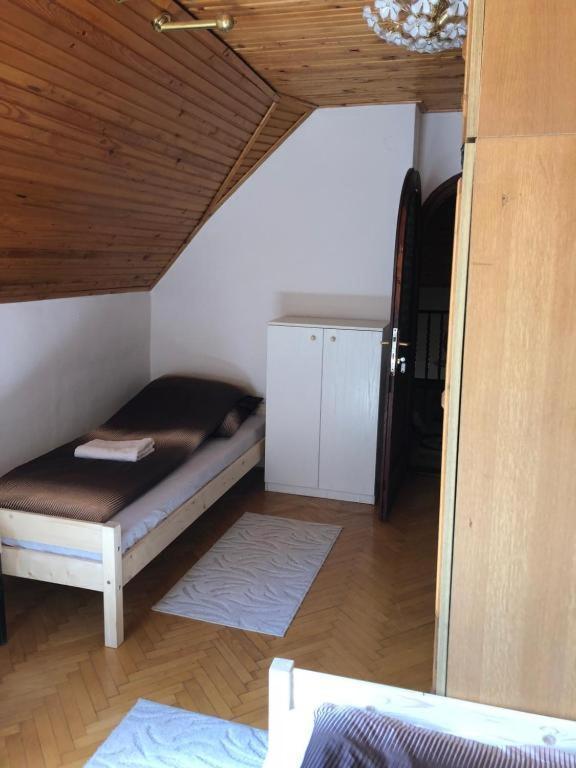 Brassoi Vendeghaz Hotel Miskolc Eksteriør billede